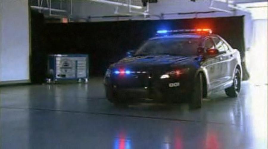  Ford Police Interceptor 2012 года  (фото 29 из 44)